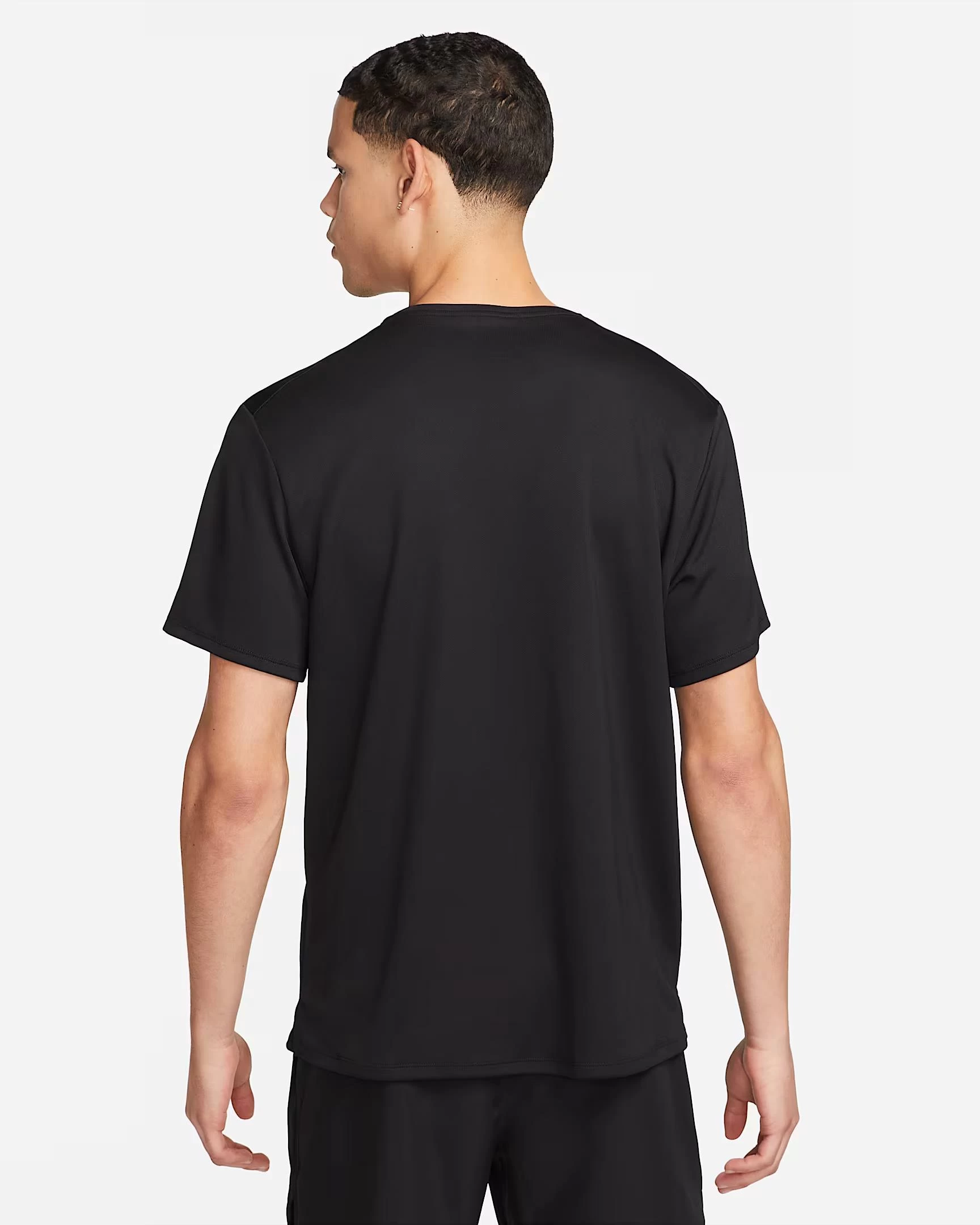 remera-m-nk-df-uv-miler-ss-dv9315010_b