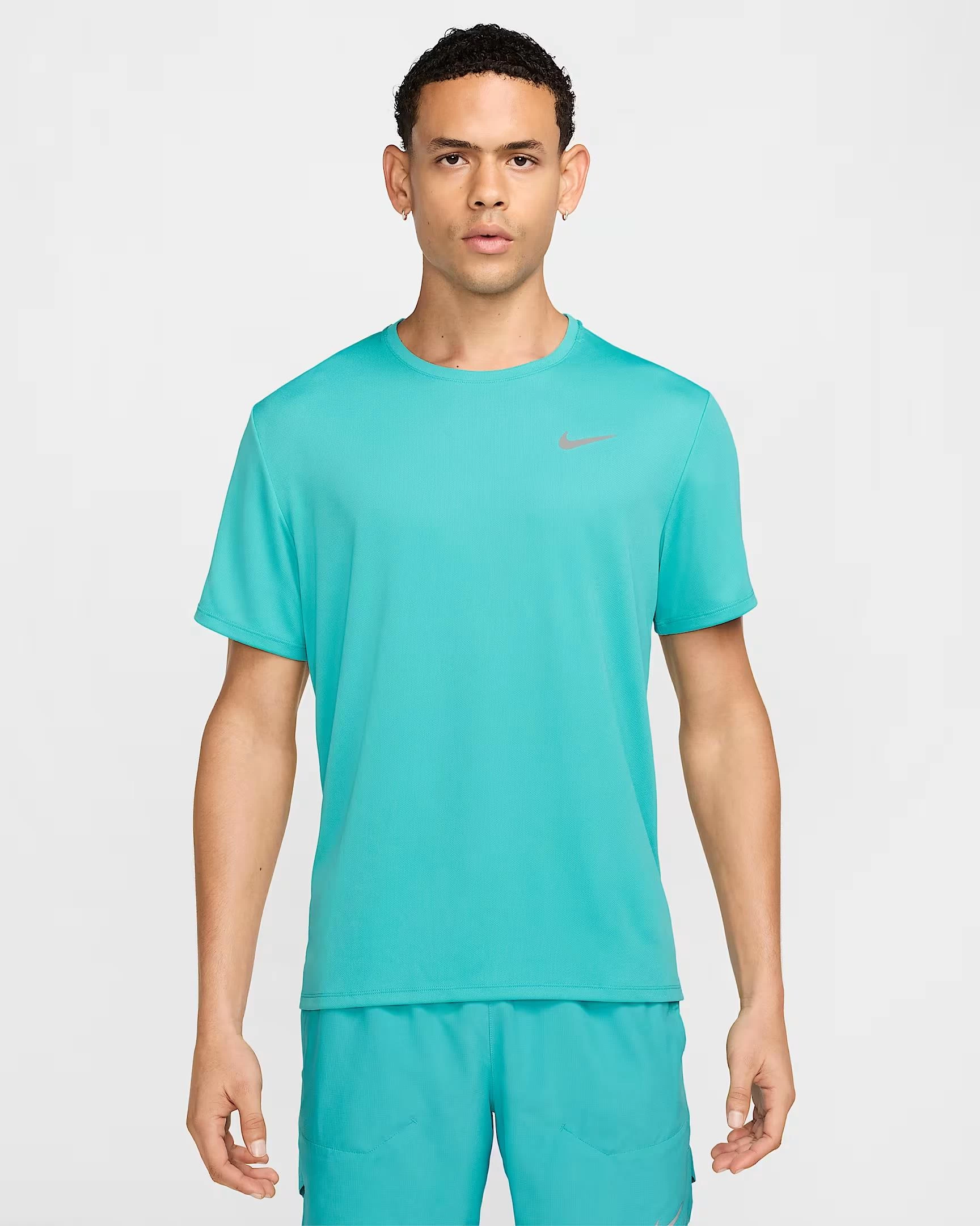remera-m-nk-df-uv-miler-ss-dv9315345